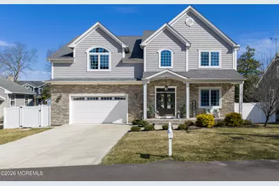 814 Lincoln Avenue, Pine Beach, NJ 08741 - Photo 1