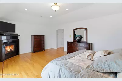 17 Lagoon Drive W, Toms River Township, NJ 08753 - Photo 27
