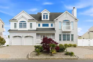 17 Lagoon Dr W, Toms River Township, NJ 08753 - Photo 11