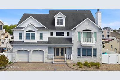 17 Lagoon Drive W, Toms River Township, NJ 08753 - Photo 3
