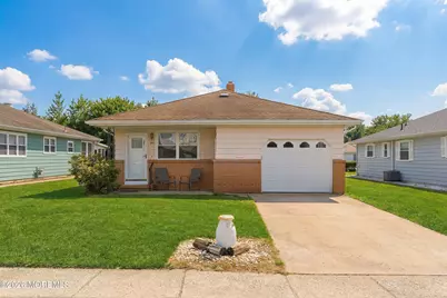 55 Scarborough Place, Toms River Township, NJ 08757 - Photo 3