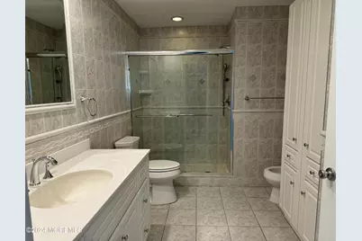 95 Lexington Court, Red Bank, NJ 07701 - Photo 19