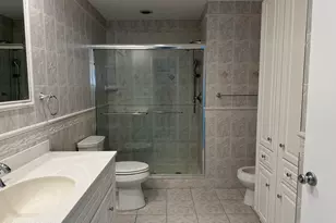 95 Lexington Ct, Red Bank, NJ 07701 - Photo 17