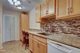 151 Amberly Dr, Manalapan Township, NJ 07726 - Photo 5