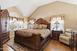 26 Oxford Ln, Eatontown, NJ 07724 - Photo 19