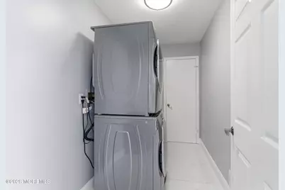 26 Oxford Lane, Eatontown, NJ 07724 - Photo 17