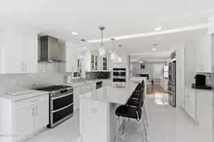 26 Oxford Ln, Eatontown, NJ 07724 - Photo 9