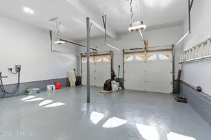 26 Oxford Ln, Eatontown, NJ 07724 - Photo 27