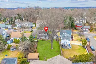 133 Park Rd, Fair Haven, NJ 07704 - Photo 21