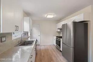 585 Fawn Dr, Toms River Township, NJ 08753 - Photo 9