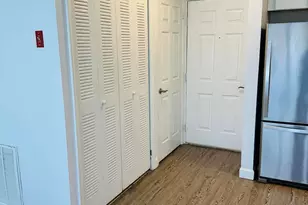 76 Des Moines Ct, Tinton Falls, NJ 07712 - Photo 5