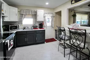 74 B Yorktowne Pkwy, Whiting, NJ 08759 - Photo 7