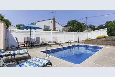 350 East Road, Belford, NJ 07718 - Photo 3