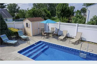 350 East Road, Belford, NJ 07718 - Photo 5