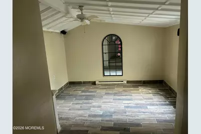 111 Bay Avenue #Front, Highlands, NJ 07732 - Photo 11