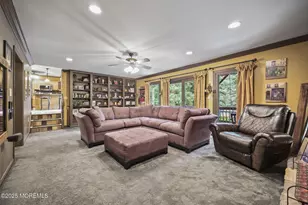 72 Fox Chase Ct, Freehold, NJ 07728 - Photo 25