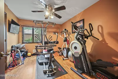 72 Fox Chase Court, Freehold, NJ 07728 - Photo 27