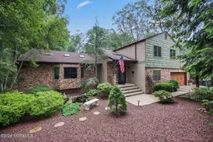 72 Fox Chase Ct, Freehold, NJ 07728 - Photo 5