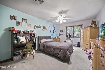 72 Fox Chase Court, Freehold, NJ 07728 - Photo 35