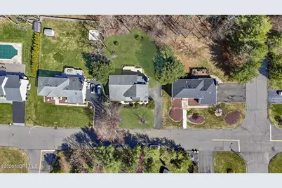 34 Knob Hill Road, Morganville, NJ 07751 - Photo 5