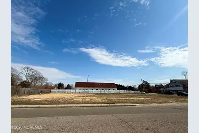 82 E Bay Avenue, Manahawkin, NJ 08050 - Photo 5