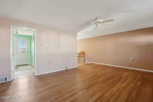 2318 Cardinal Dr, Point Pleasant, NJ 08742 - Photo 7