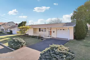 2318 Cardinal Dr, Point Pleasant, NJ 08742 - Photo 3