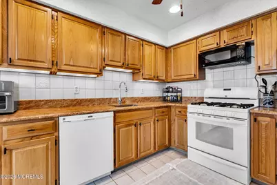 701 Carnation Drive, Brick, NJ 08724 - Photo 7