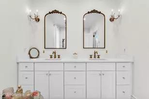 24 Irving Pl, Red Bank, NJ 07701 - Photo 33