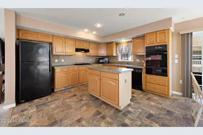 75 Oak Ridge Lane, Manahawkin, NJ 08050 - Photo 11