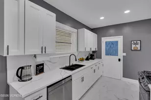 11 E 43rd St, Bayonne, NJ 07002 - Photo 27