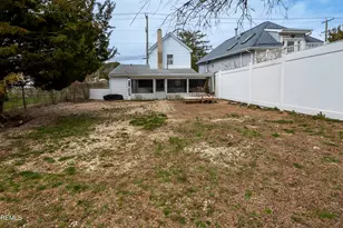 233 S Green St, Tuckerton, NJ 08087 - Photo 19