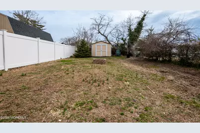 233 S Green Street, Tuckerton, NJ 08087 - Photo 17