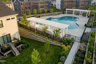 2 Valiant Ct, Middletown, NJ 07748 - Photo 35