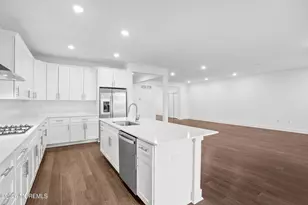 103 Woolley Ct, Oakhurst, NJ 07755 - Photo 13