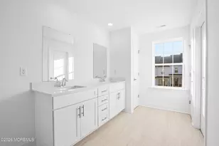 103 Woolley Ct, Oakhurst, NJ 07755 - Photo 29