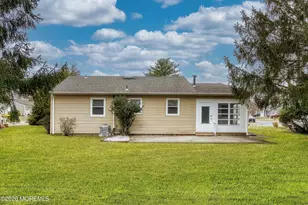 63 Brakenbury Dr, Toms River Township, NJ 08757 - Photo 5