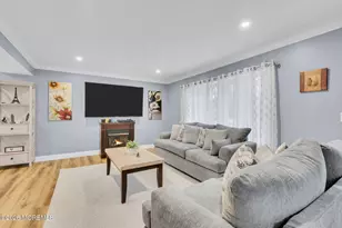 1012 Bismarck St, Toms River Township, NJ 08757 - Photo 5