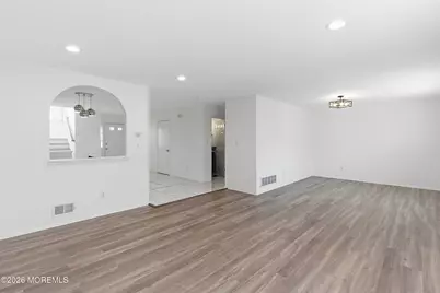 44 Kingfisher Court, Marlboro Township, NJ 07746 - Photo 9