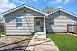 203 Arkansas Ave, Toms River Township, NJ 08753 - Photo 5