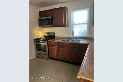 317 Roosevelt Avenue, Oakhurst, NJ 07755 - Photo 3