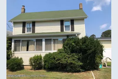 317 Roosevelt Avenue, Oakhurst, NJ 07755 - Photo 1