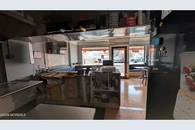 307 Port Monmouth Road, North Middletown, NJ 07748 - Photo 9