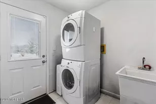 4 Arie Dr, Marlboro Township, NJ 07746 - Photo 23