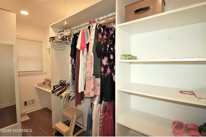 32 Cameron Court, Freehold, NJ 07728 - Photo 23