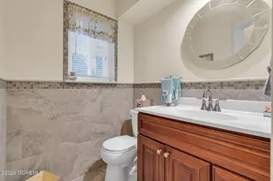 24 Catherine Ct, Laurence Harbor, NJ 08879 - Photo 11