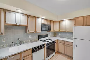 24 Catherine Ct, South Amboy, NJ 08879 - Photo 9