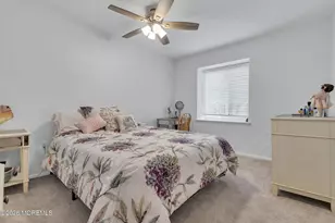 24 Catherine Ct, Laurence Harbor, NJ 08879 - Photo 17