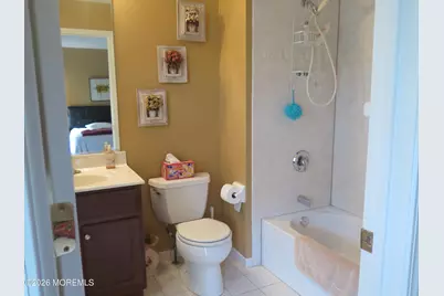 123 Scarborough Way, Marlboro Township, NJ 07746 - Photo 31