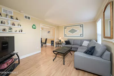 4 Colgate Court, Hazlet Township, NJ 07730 - Photo 5